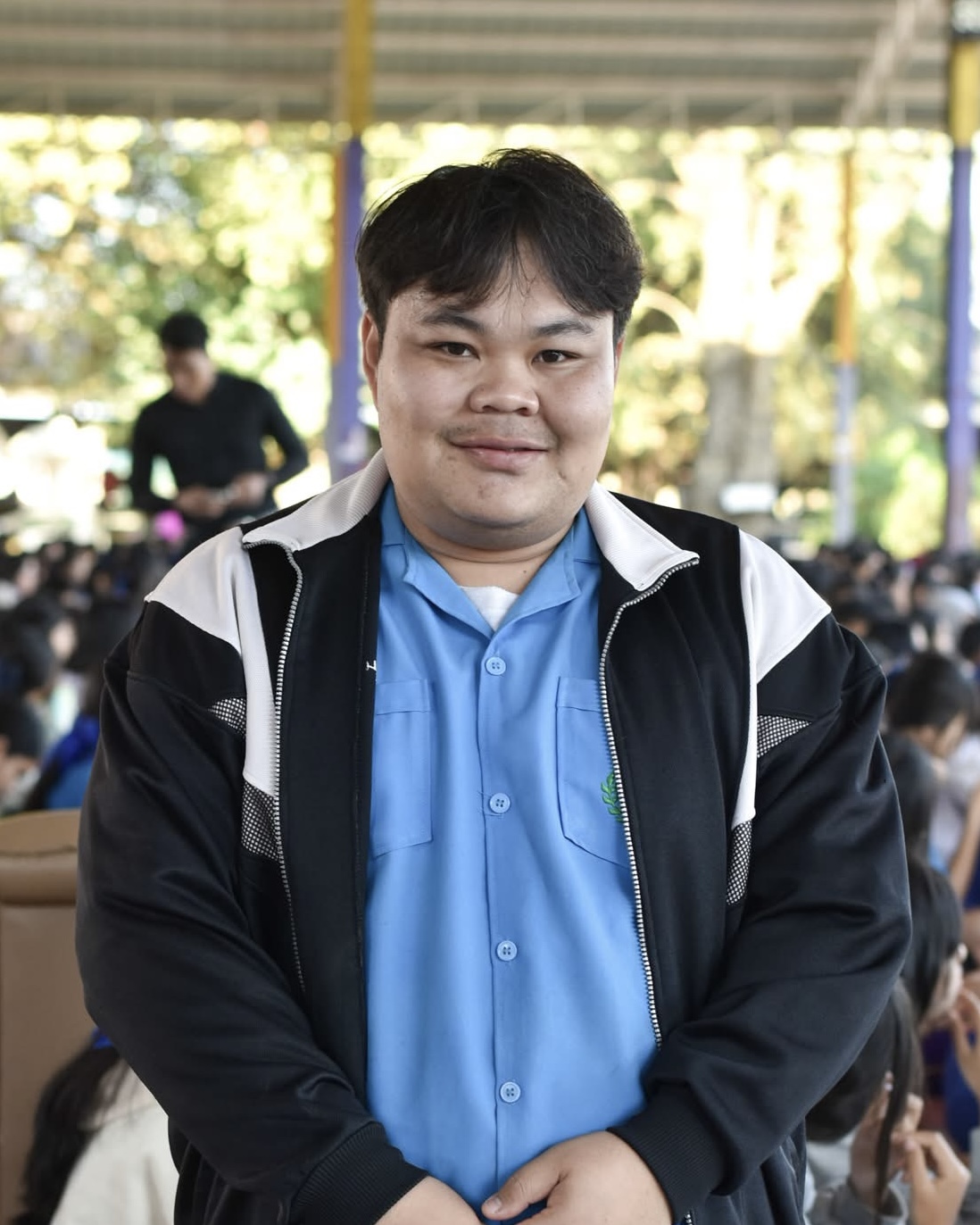 นายวีระพล นะโพธิ์