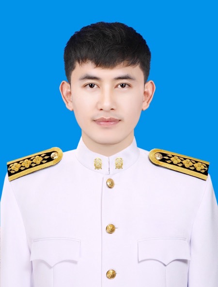 นายเดชา ลุนอุบล