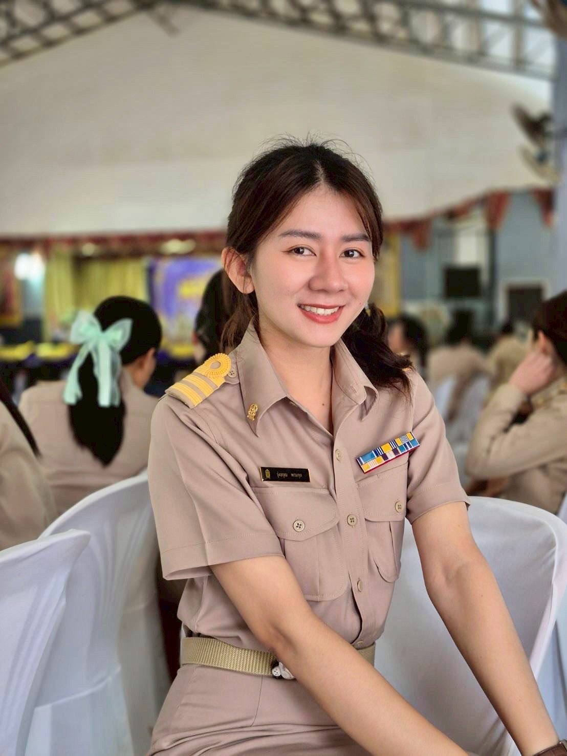 นางสาวรุ่งอรุณ พรมกุล