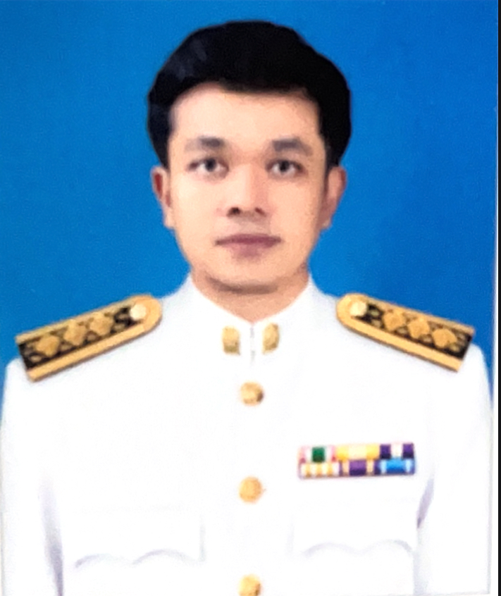 นายอดิศร ศรีลาพัฒน์